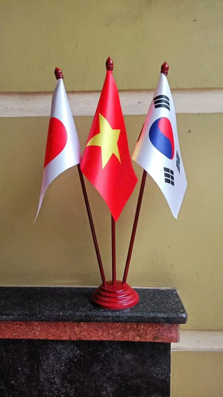 Cờ để bàn Hà Nội