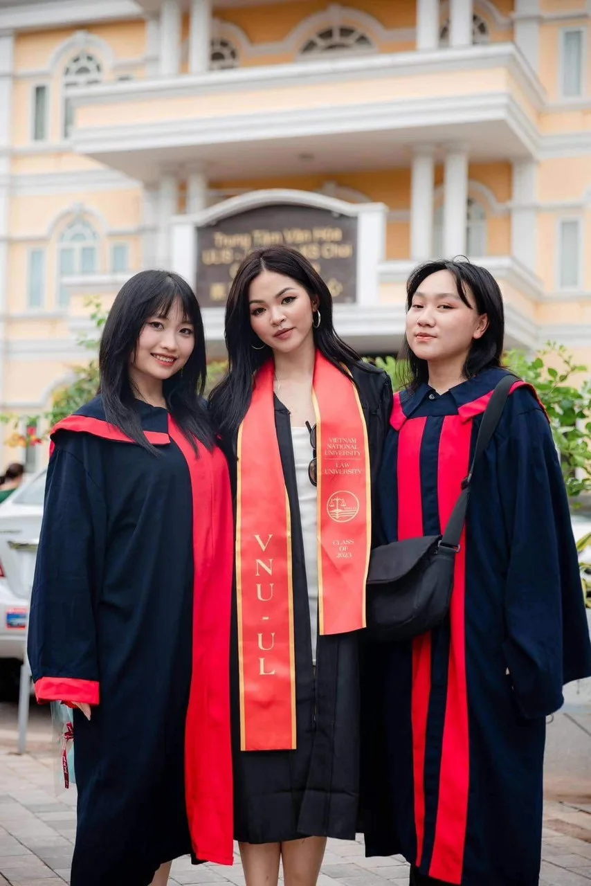 Băng đeo tốt nghiệp