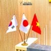 Cờ để bàn làm việc TP HCM