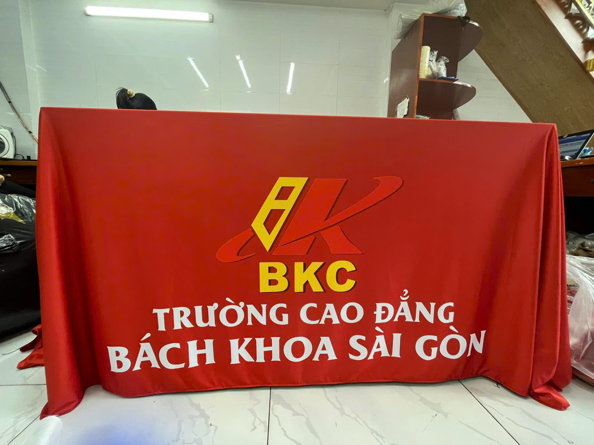 Khăn trải bàn 