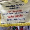 Mua cờ lưu niệm