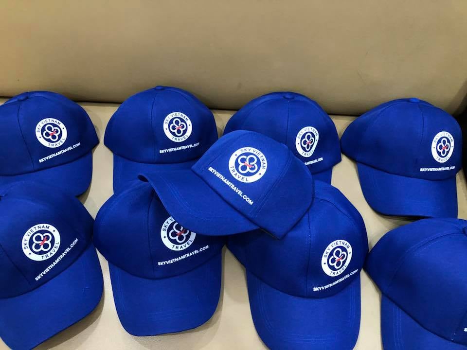 Mũ du lịch đồng phục - xưởng in cờ Hoàng Gia