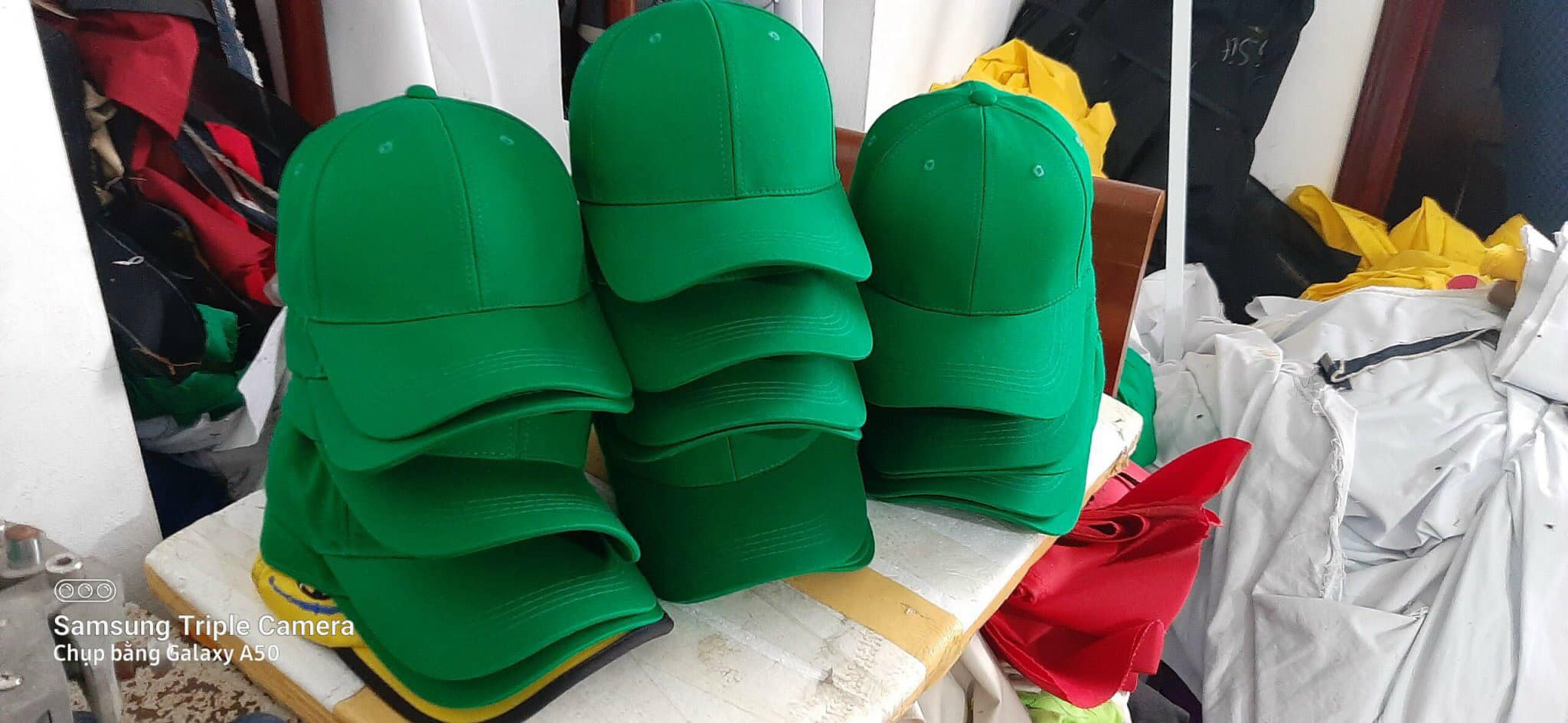 Mũ du lịch - in cờ Hoàng Gia