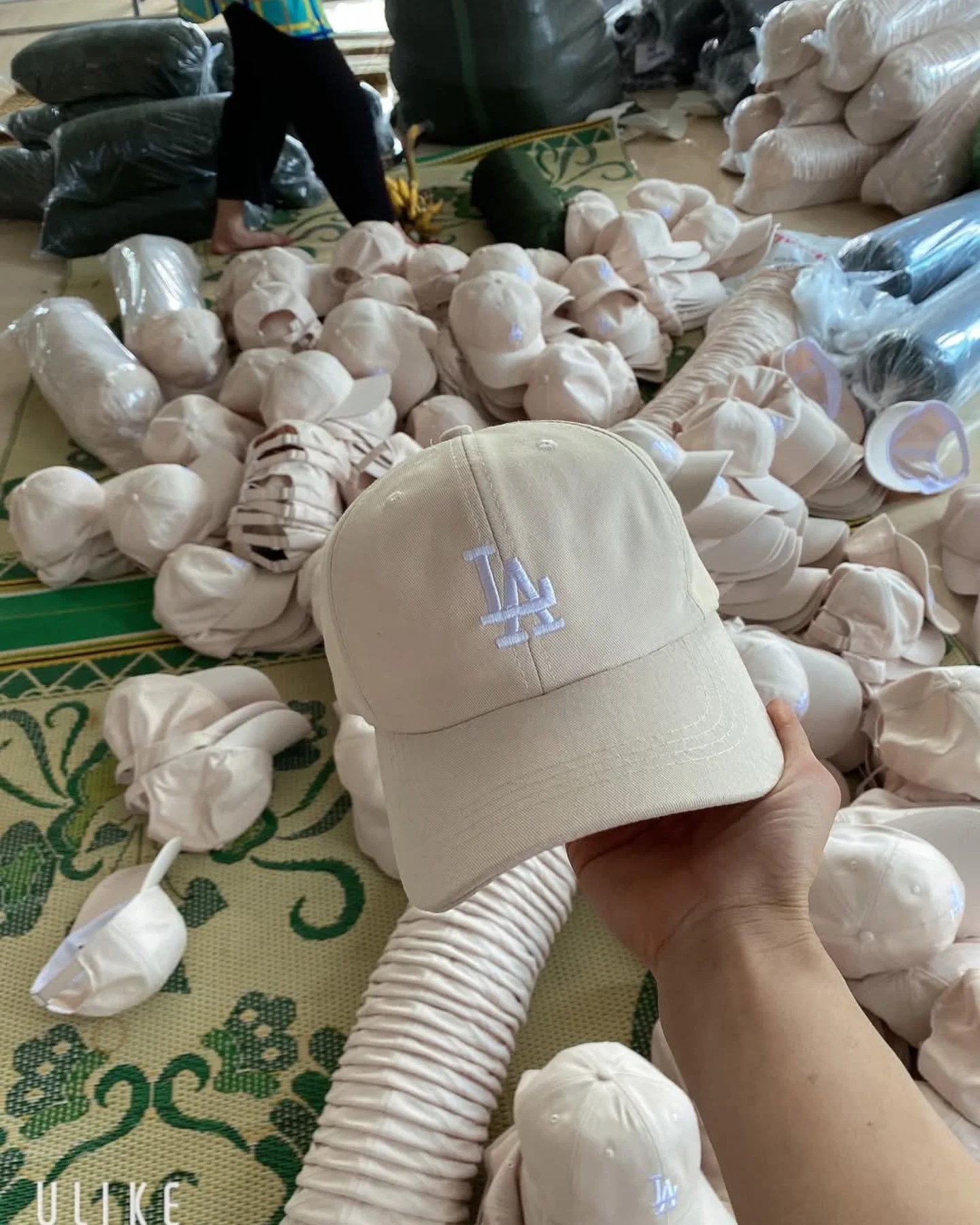 Mũ du lịch giao hàng toàn quốc