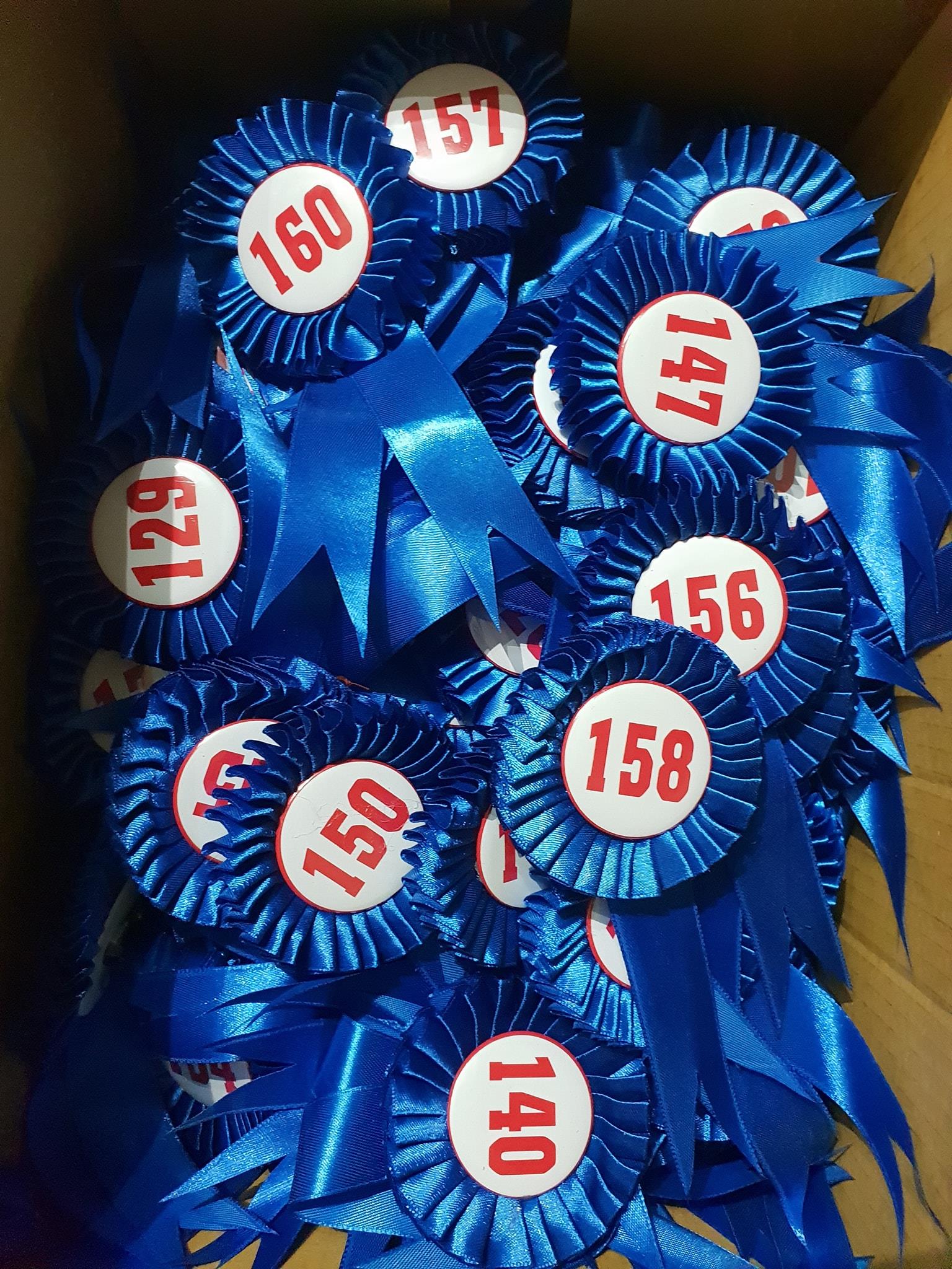 Hoa cài áo bằng vải