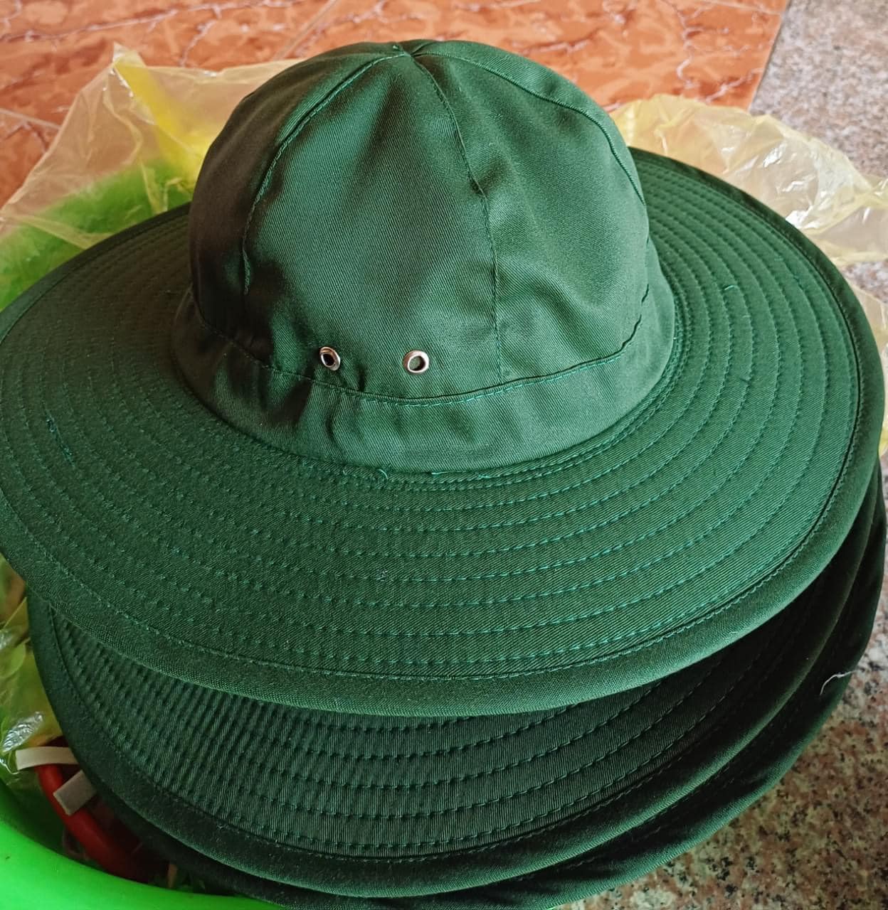 Mũ du lịch đi biển