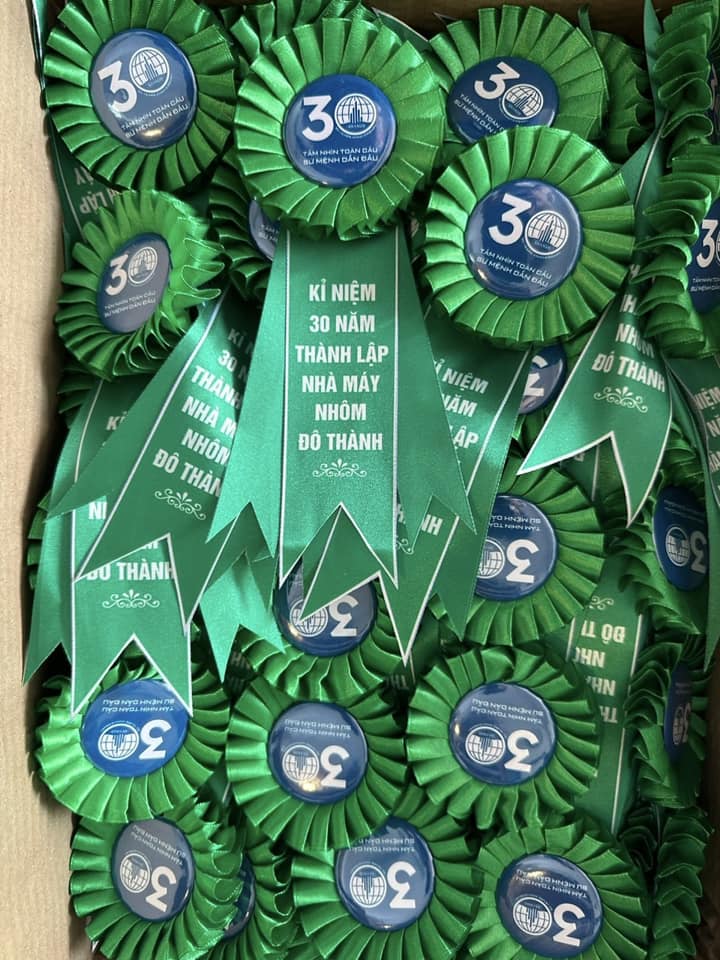 Kích thước hoa cài áo