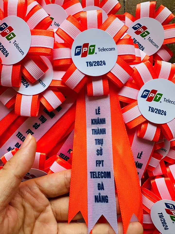 Shop bán hoa cài áo