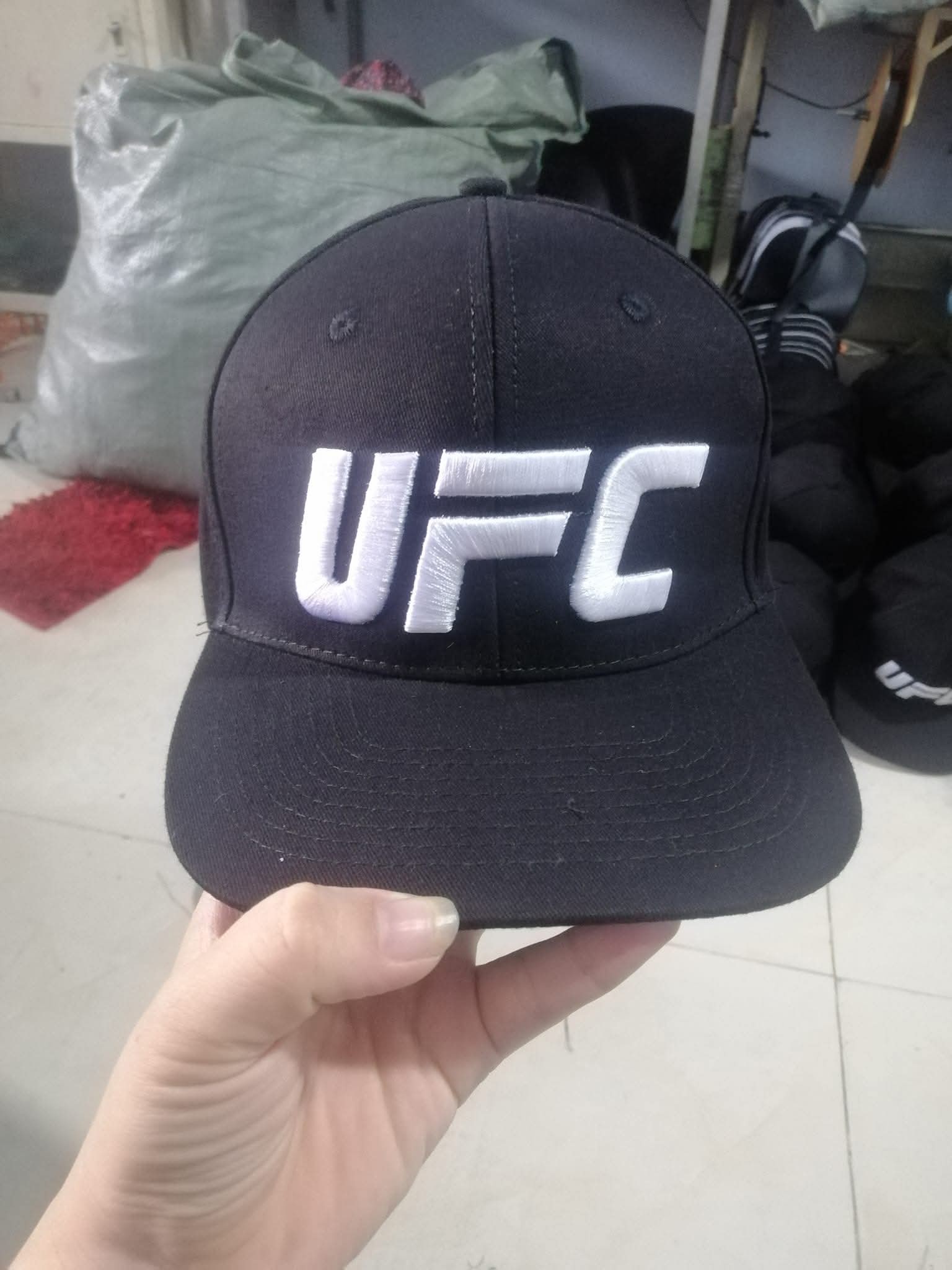 Mũ du lịch đi leo núi