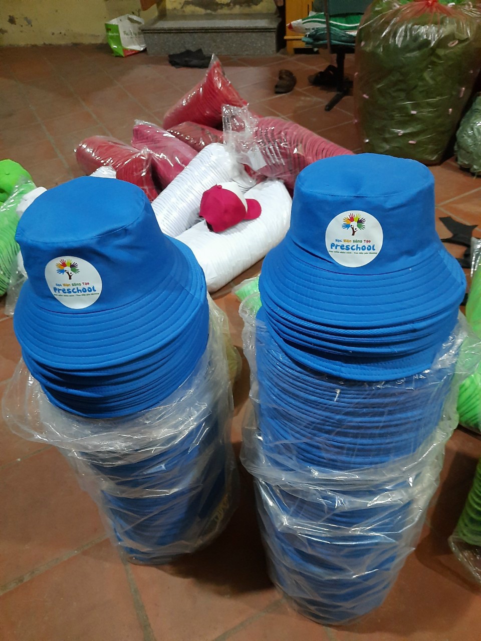 Mũ tai bèo du lịch - Xưởng In Cờ Hoàng Gia