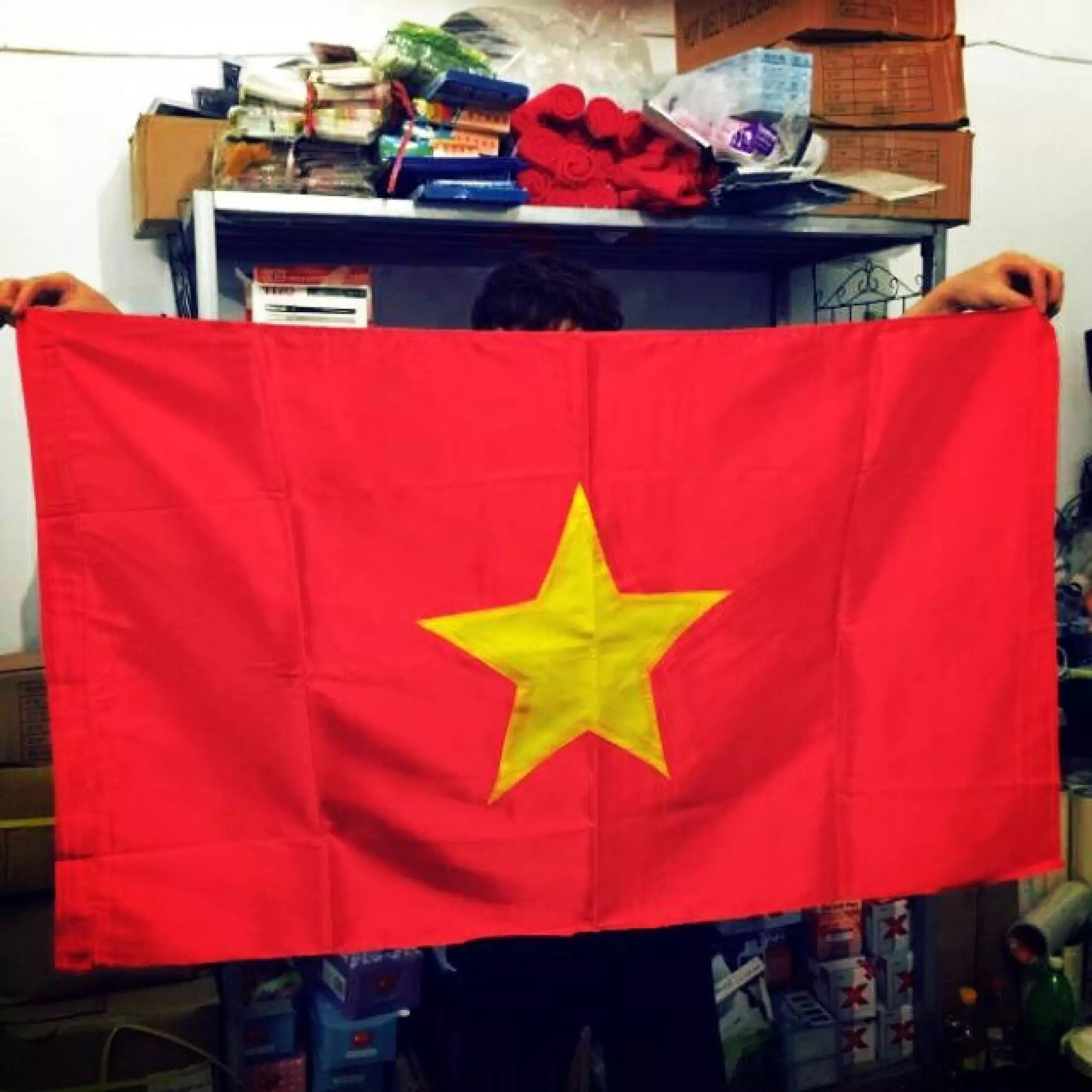 In cờ Tổ Quốc – Xưởng in cờ HOÀNG GIA