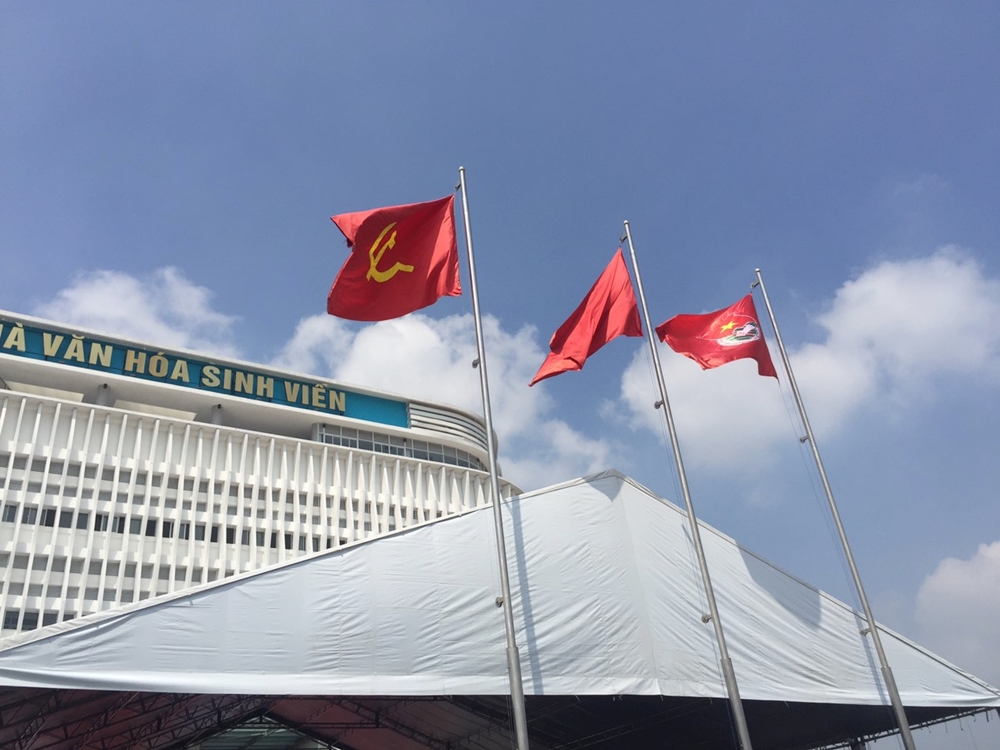 Cờ Tổ Quốc dùng trong sự kiện – Xưởng in cờ HOÀNG GIA