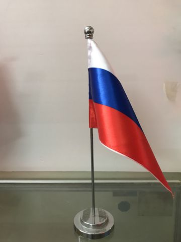 Mua lá cờ để bàn làm việc – Xưởng in cờ HOÀNG GIA