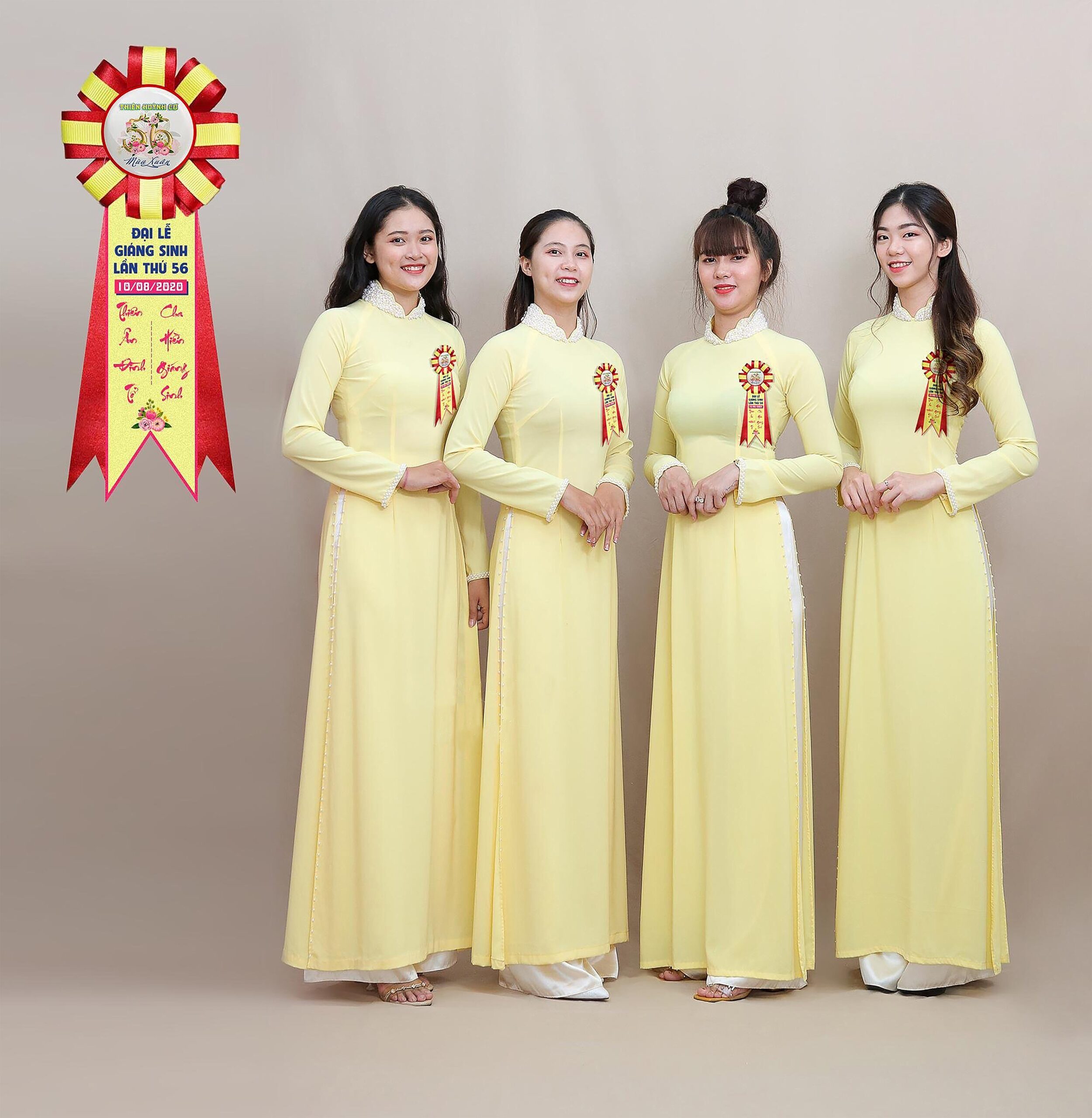 Phụ kiện hoa cài áo dài