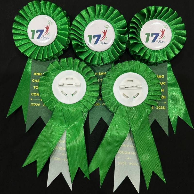 Kích thước hoa cài áo