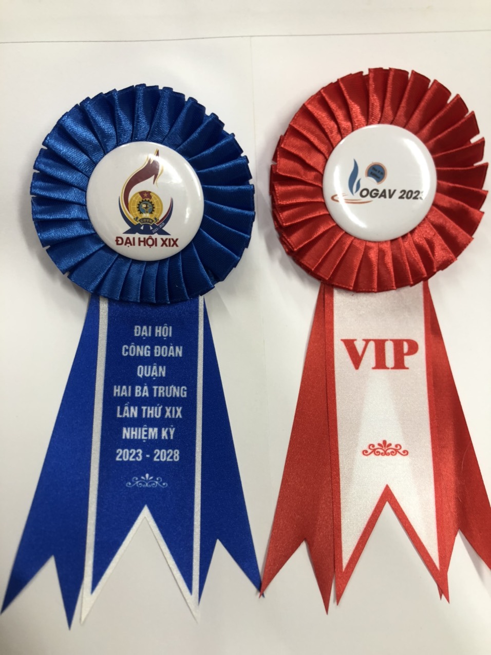 Hoa cài áo bằng vải