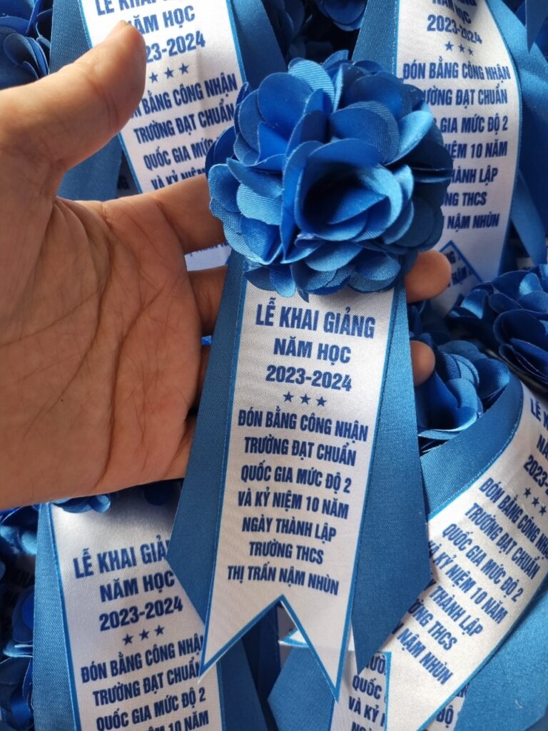 Hoa cài áo nữ nam