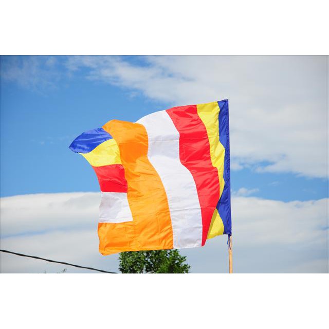 Cờ Phật giáo Satin – Xưởng in cờ HOÀNG GIA Hà Nội