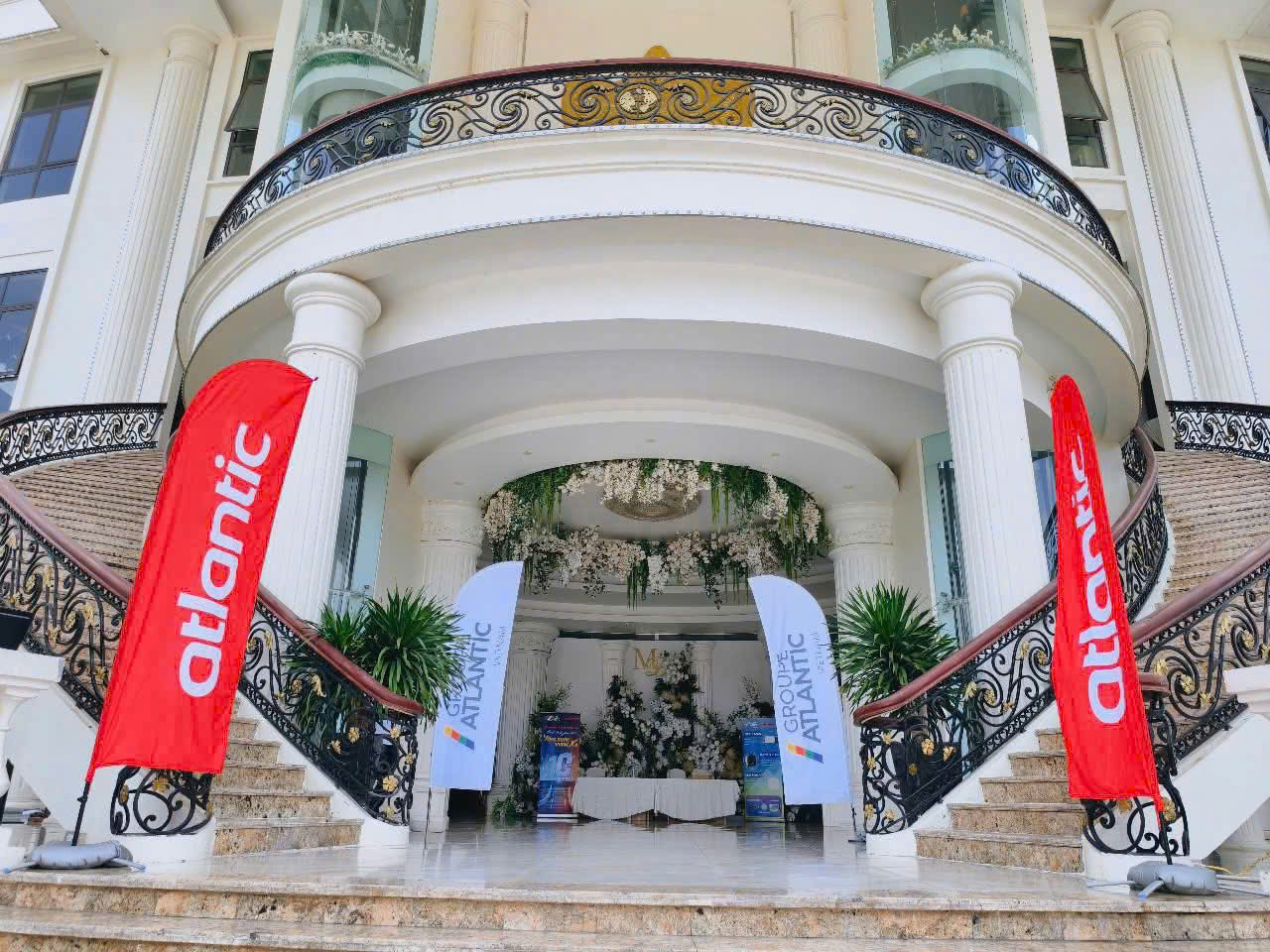 In cờ phướn Hồ Chí Minh