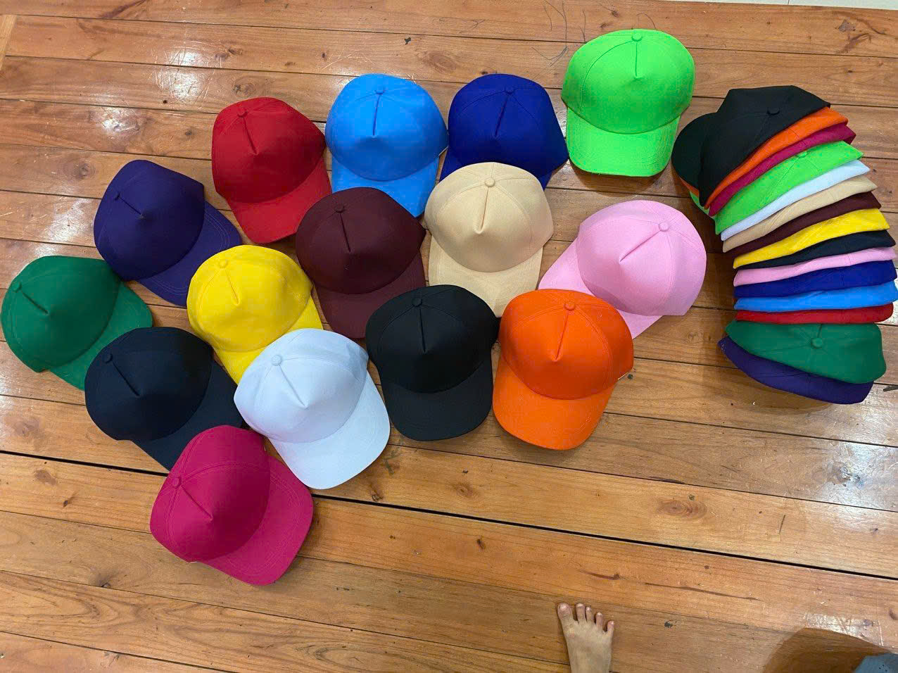 Mũ du lịch kiểu lưỡi trai