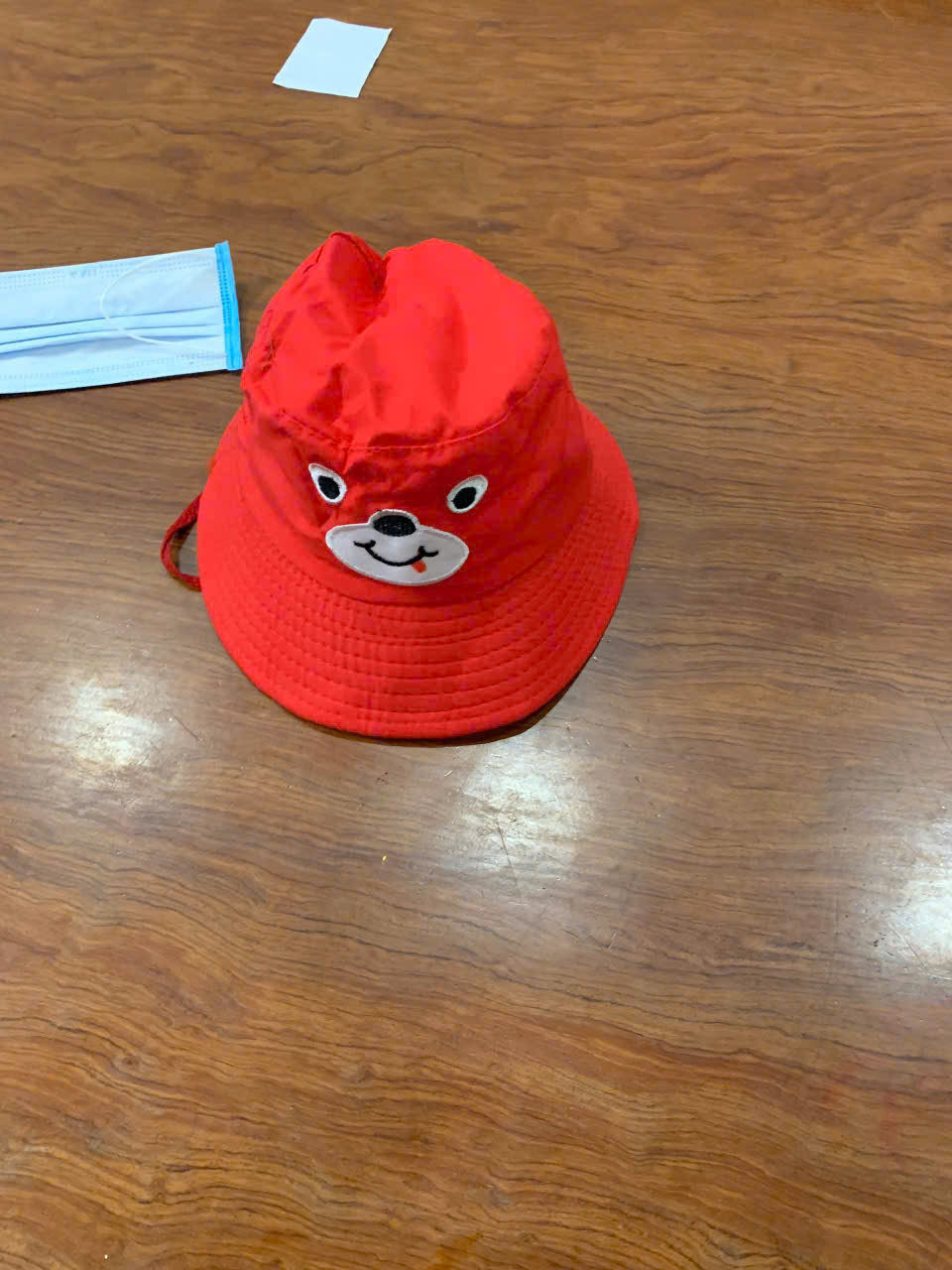 Mũ du lịch trẻ em 