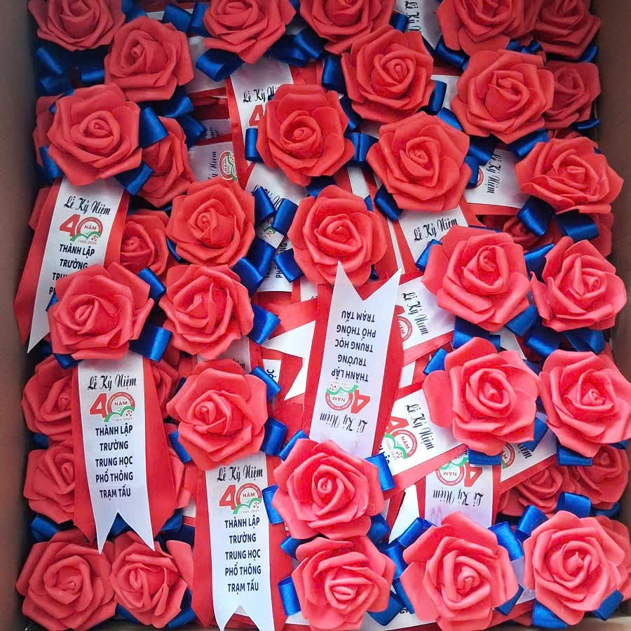 Mẫu hoa cài áo đẹp