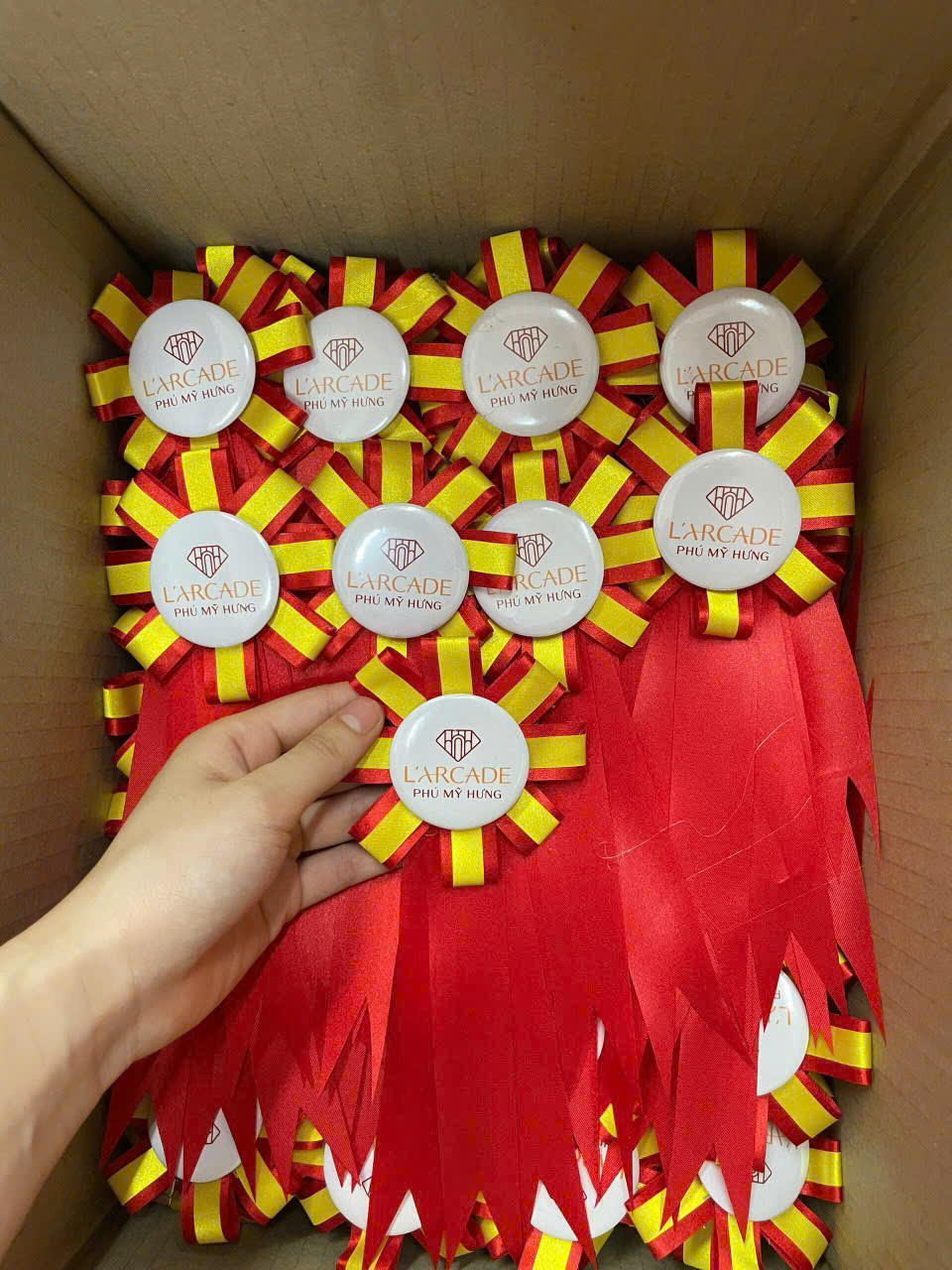 Mẫu hoa cài áo đẹp