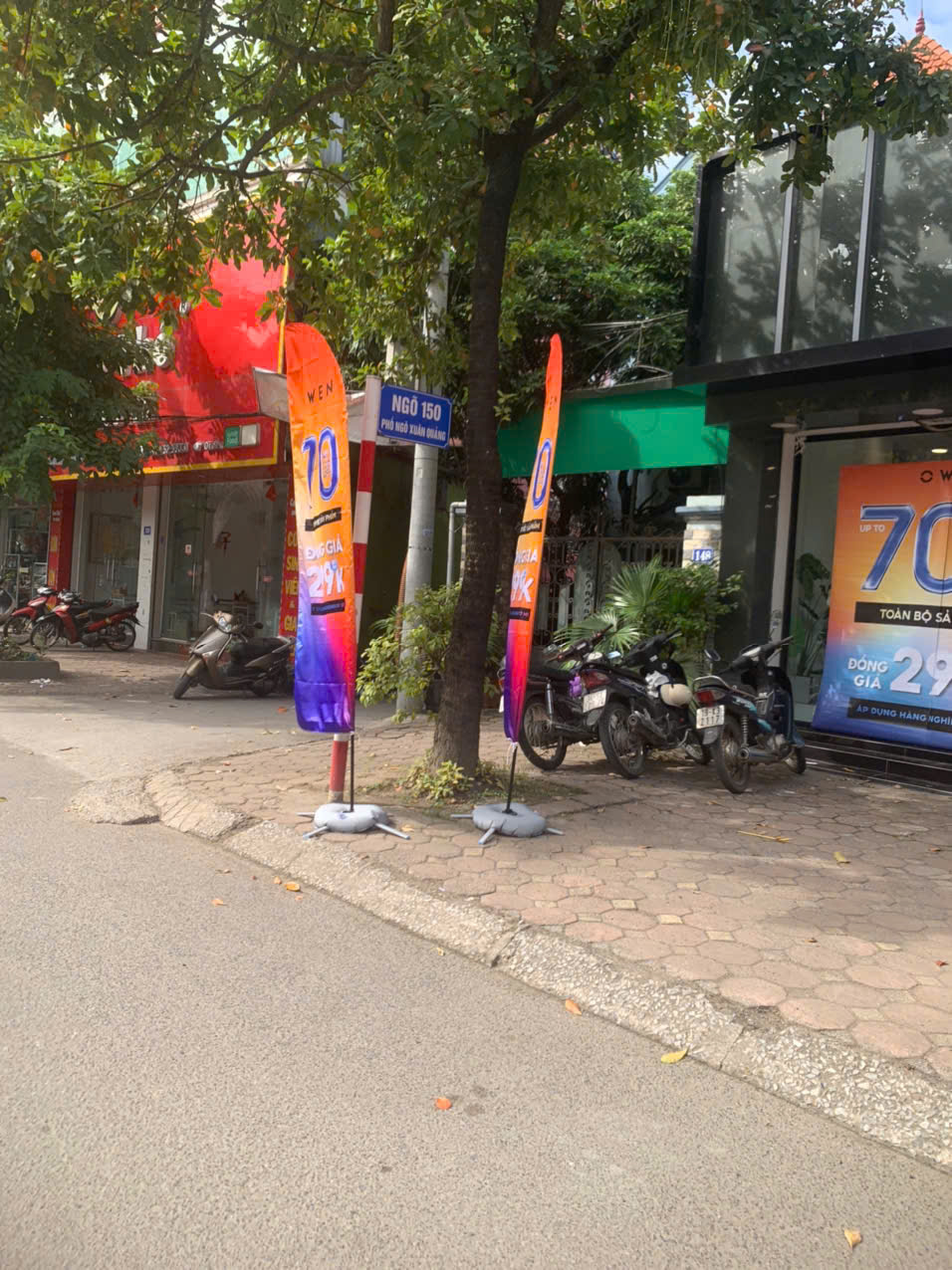 In cờ phướn Hồ Chí Minh