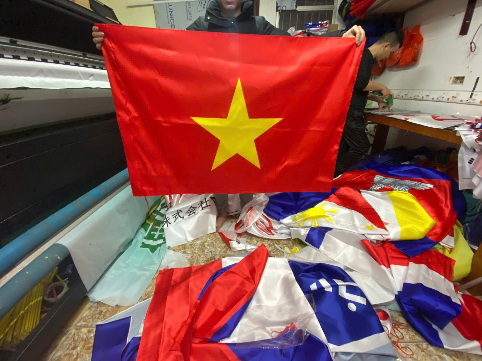 Xưởng in cờ giá rẻ