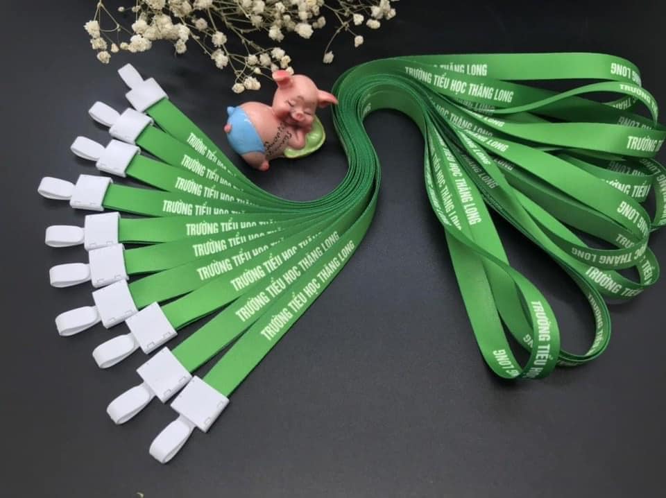 Dây đeo thẻ có móc nhựa