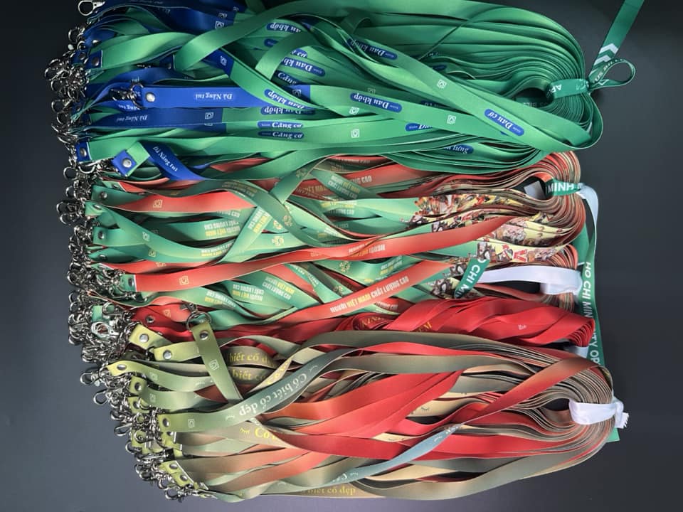 Dây đeo thẻ satin