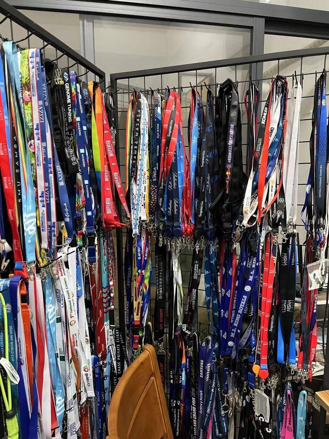 Dây đeo thẻ số lượng lớn