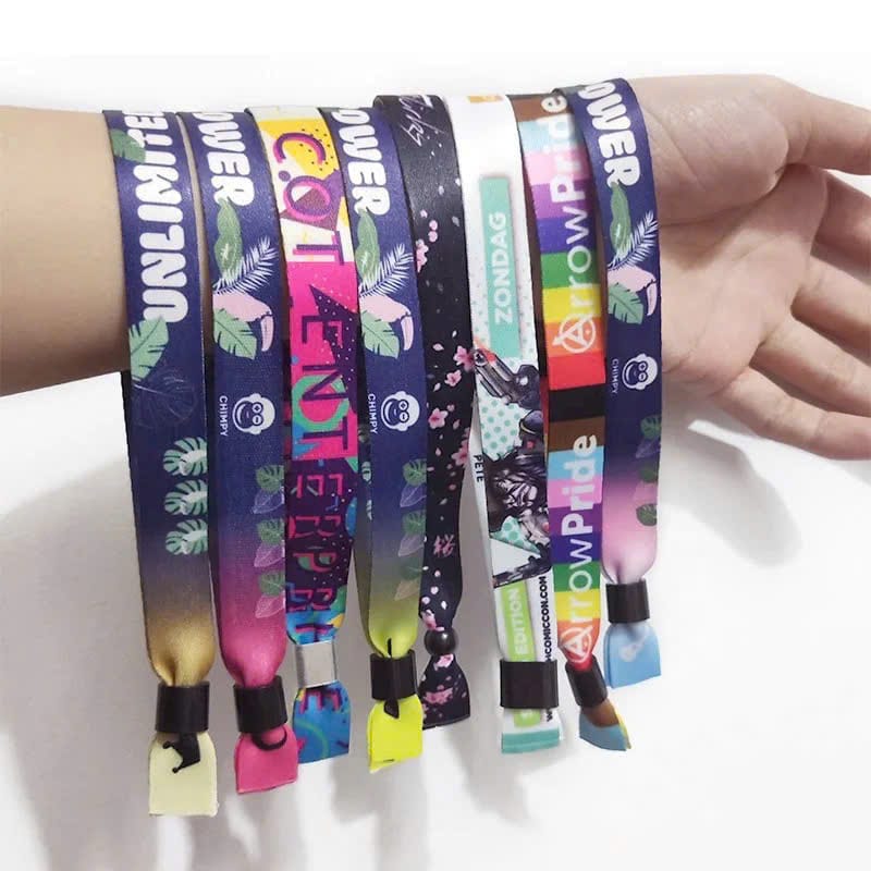 Dây đeo thẻ thiết kế riêng