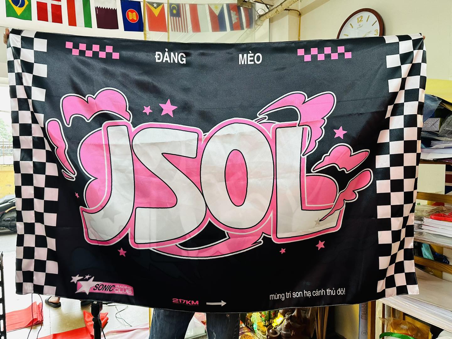 In cờ giá rẻ Hà Nội