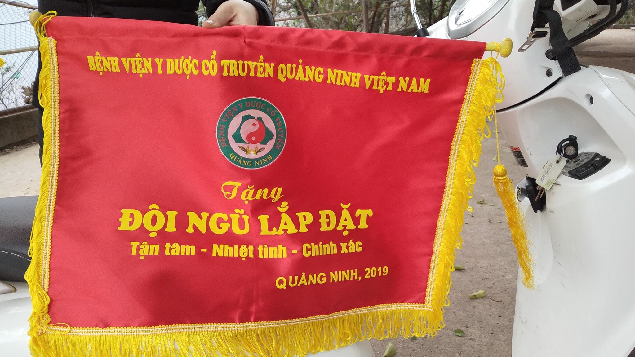In cờ lưu niệm lấy ngay Hà Nội