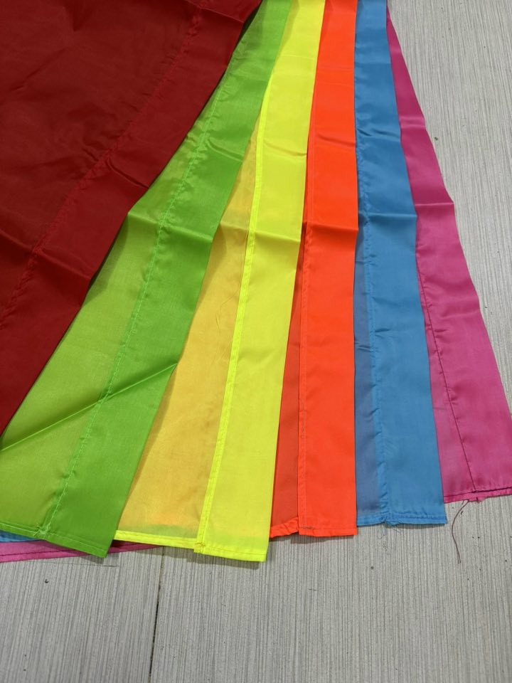 Cờ Chuối Chất Lượng Cao – Xưởng In Cờ HOÀNG GIA Tại Hà Nội