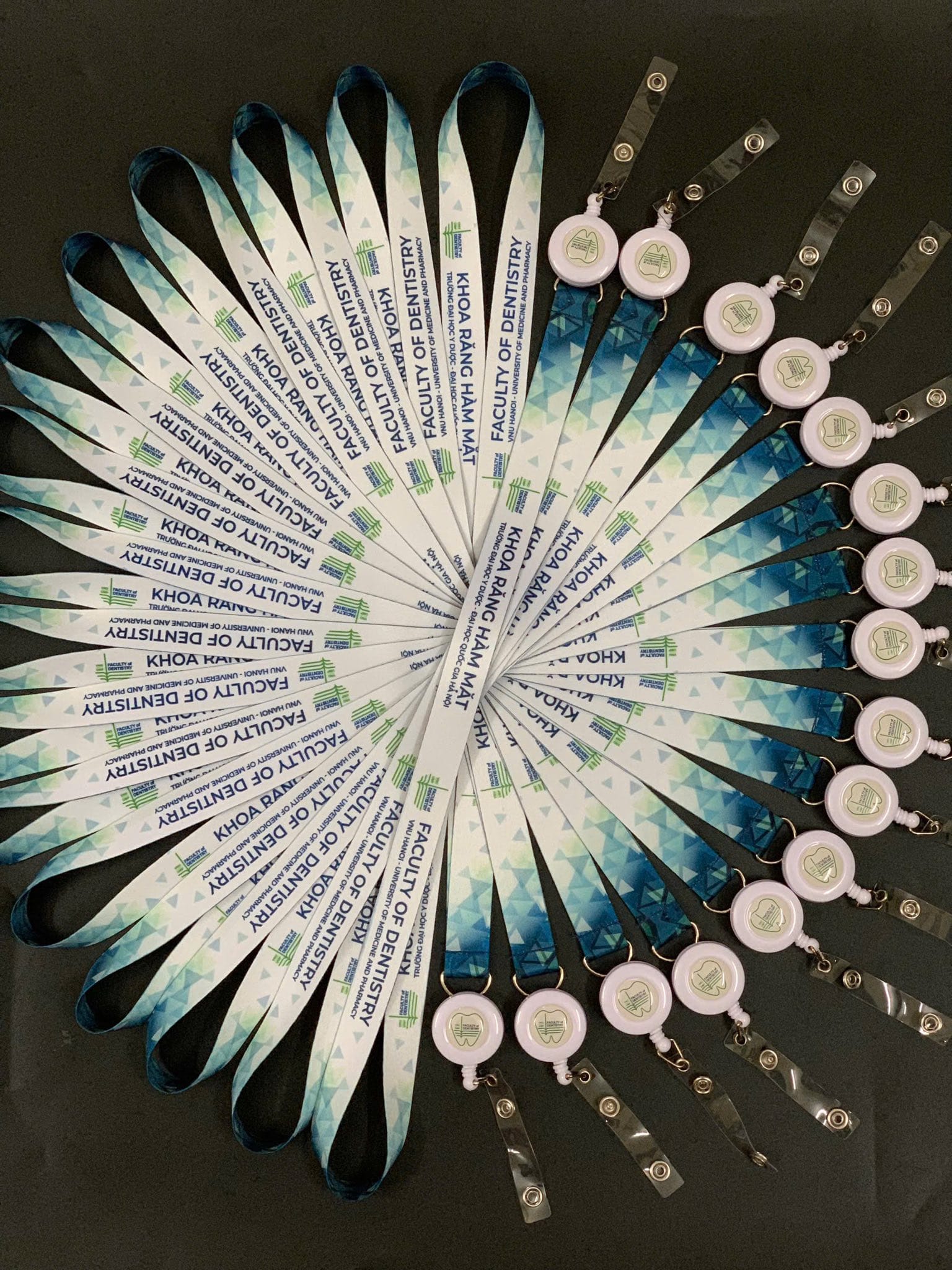 Mua dây đeo thẻ ở Hà Nội