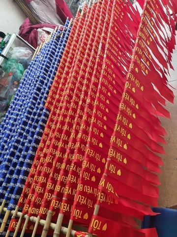 Băng rôn đeo đầu cổ động