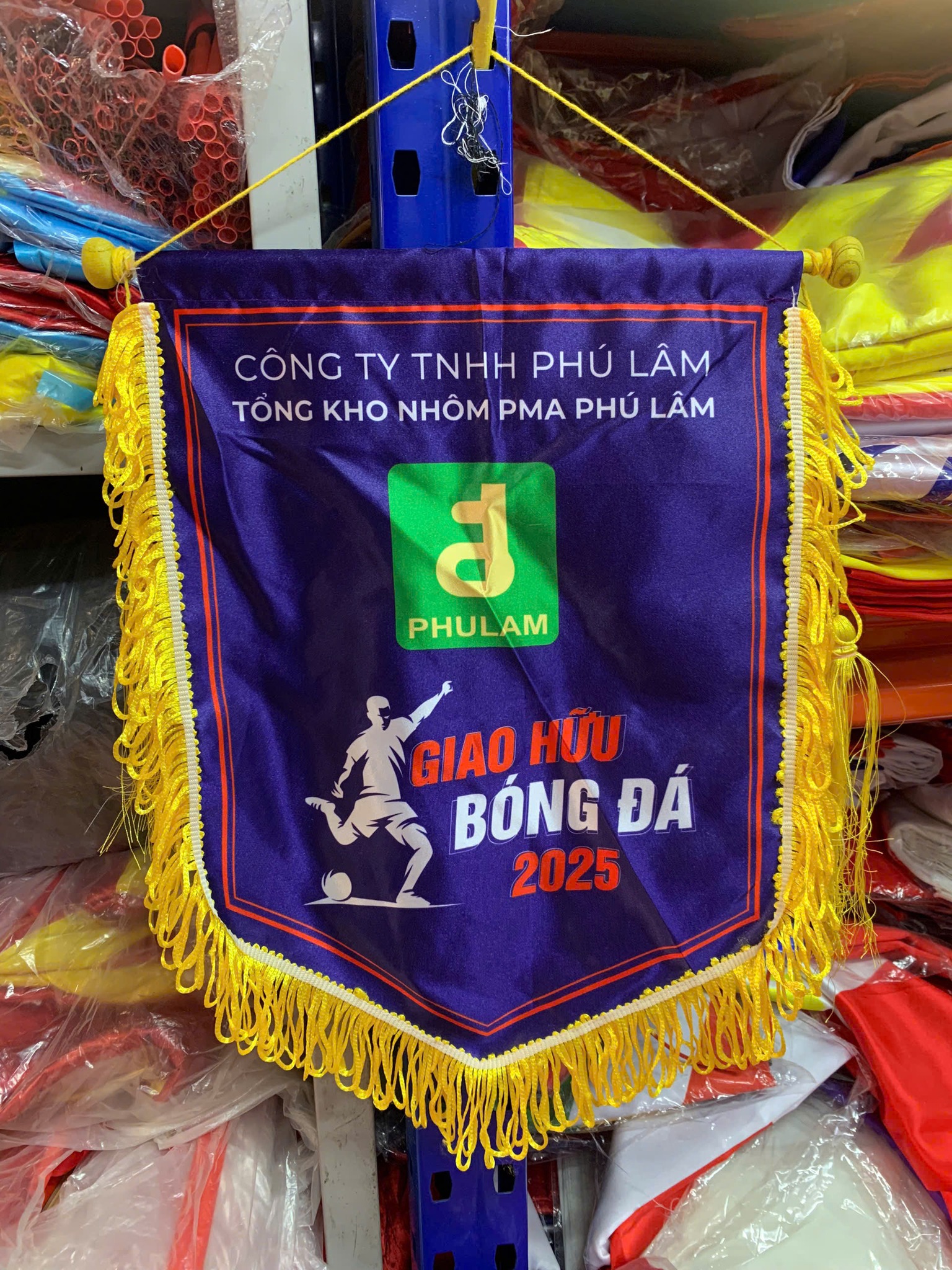 Cờ lưu niệm kích thước