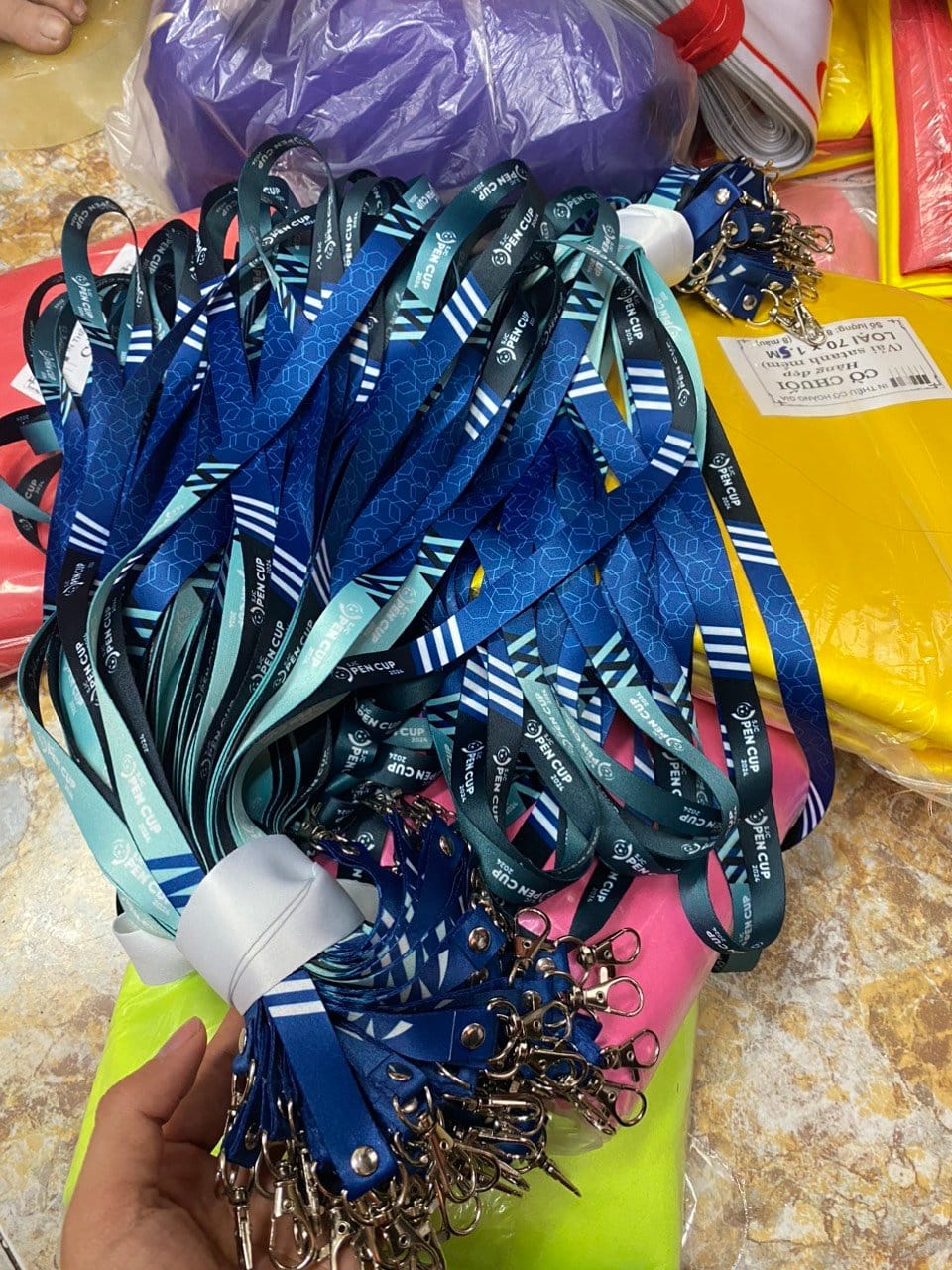 Lanyard giao hàng toàn quốc