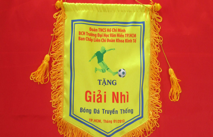 Cờ lưu niệm clb bóng đá