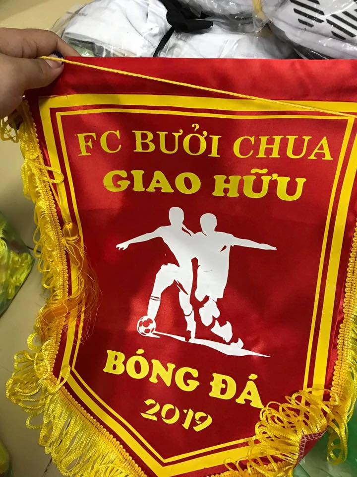 Cờ lưu niệm cầu thủ xuất sắc