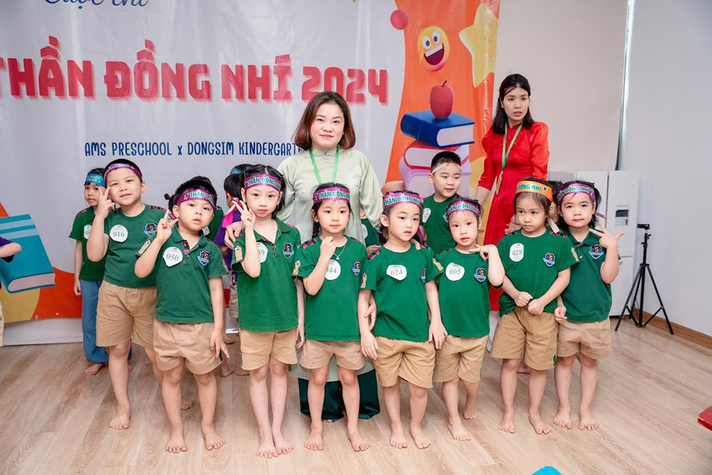 Băng rôn đeo đầu