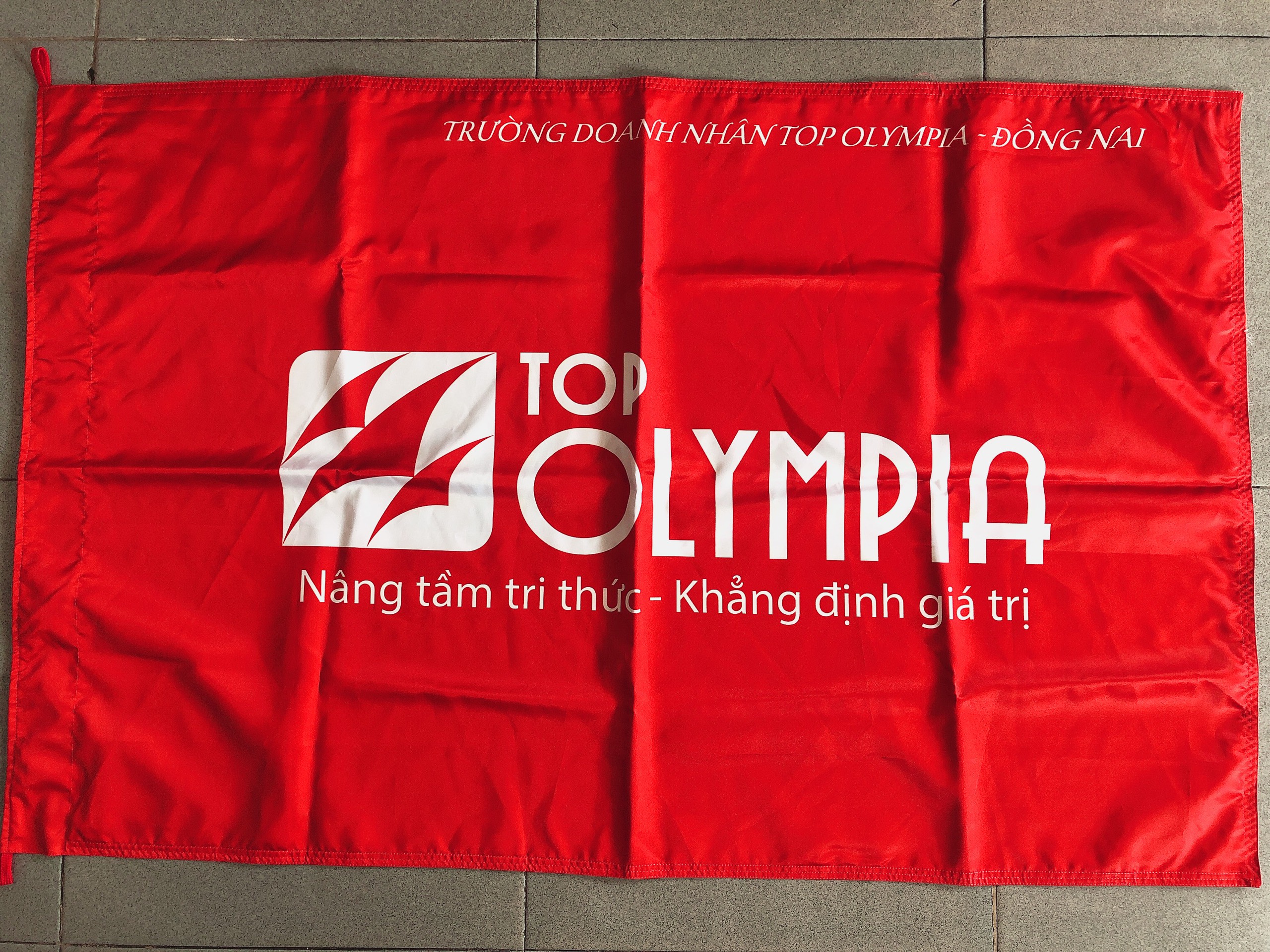 In cờ vải theo yêu cầu