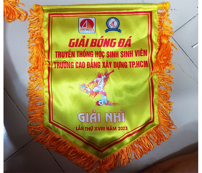 Cờ lưu niệm giải bóng đá