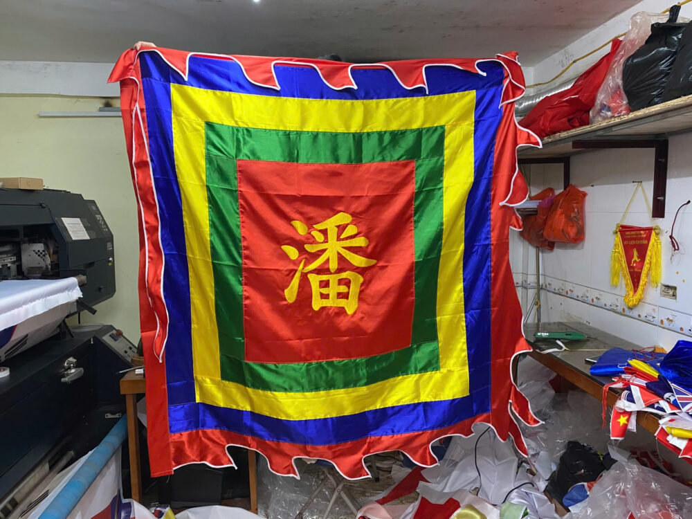 Cờ thần dùng trong lễ khai trương – Xưởng cờ HOÀNG GIA