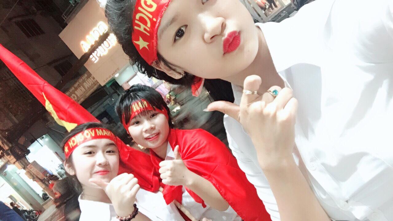 Mua băng rôn đeo đầu