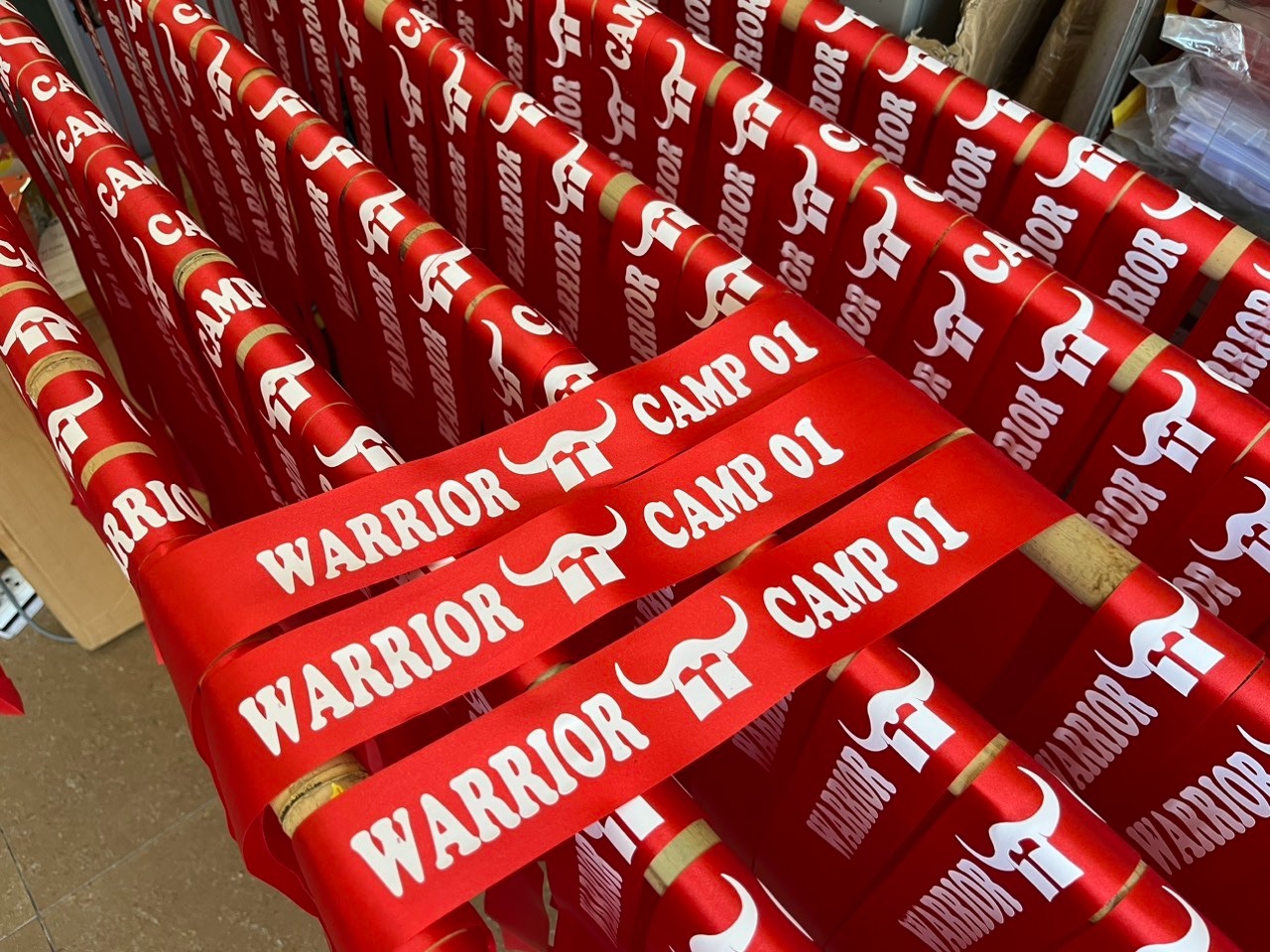 In băng rôn đeo đầu Hà Nội