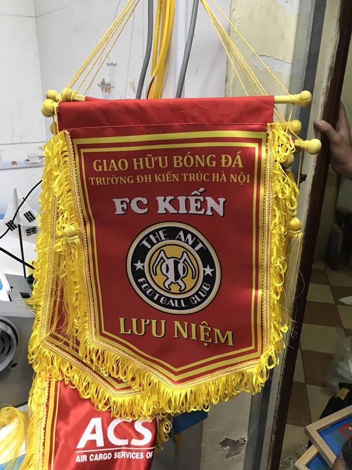Cờ lưu niệm