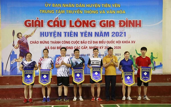 Cờ lưu niệm cầu lông